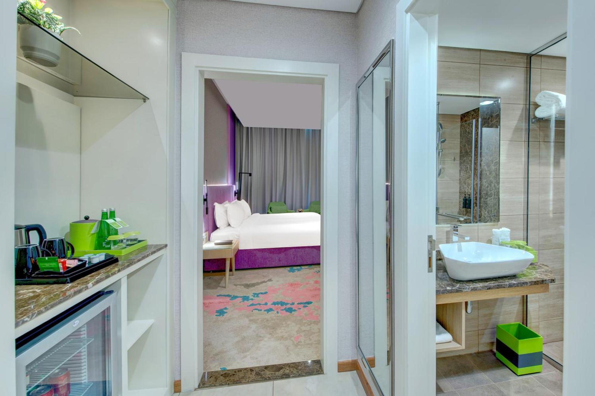 Hotel La Quinta By Wyndham Abu Dhabi Al Wahda Exterior foto