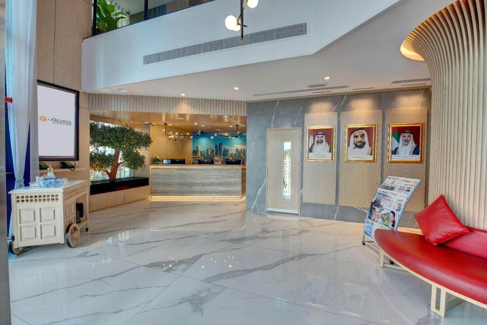 Hotel La Quinta By Wyndham Abu Dhabi Al Wahda Exterior foto